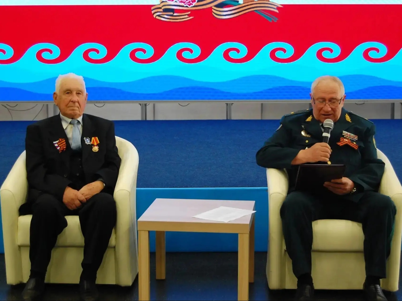 Председатель районного Совета ветеранов Н.Н. Шеманов принял участие в форуме "Время быть вместе".
