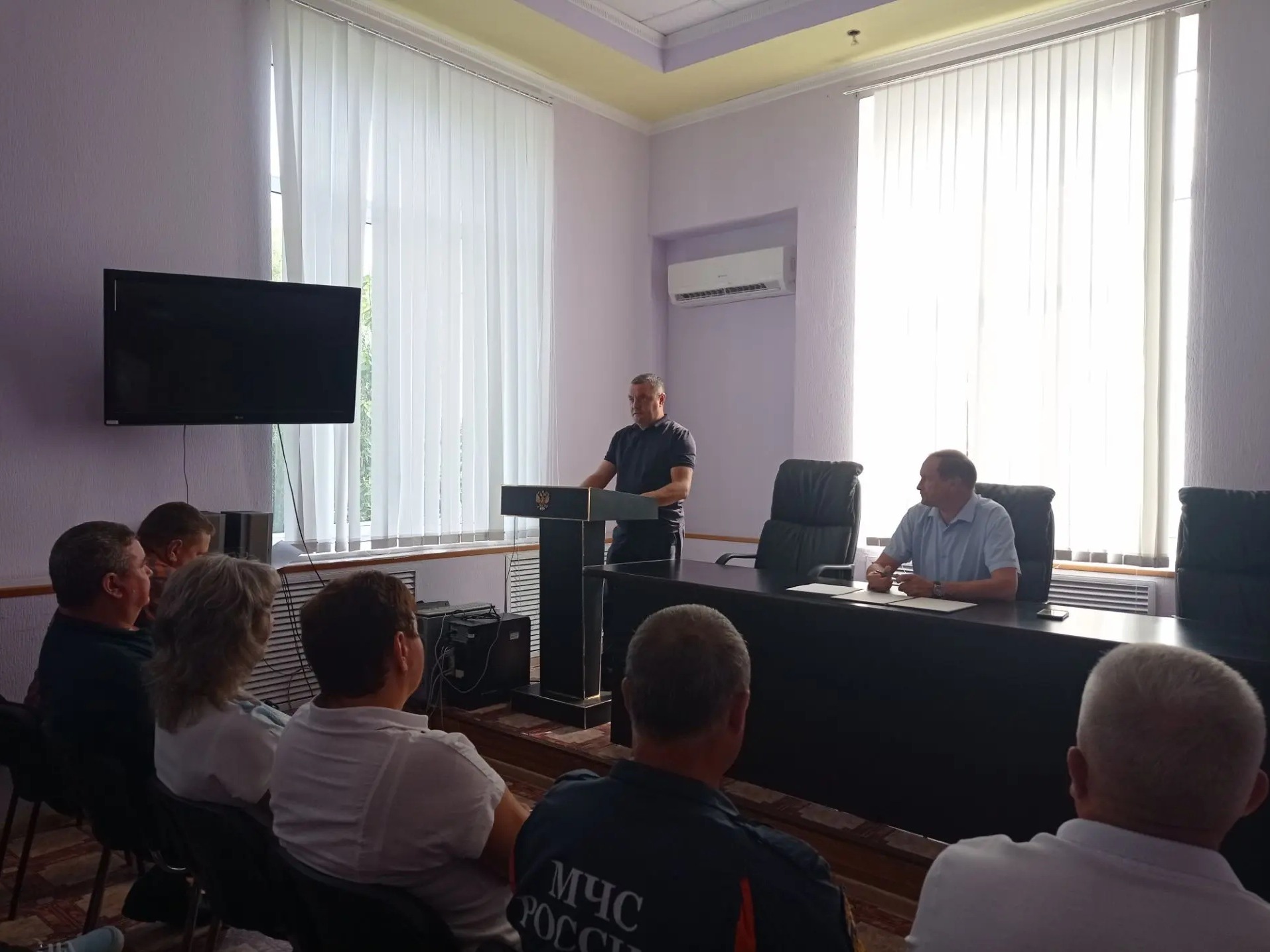 В администрации муниципального района состоялось постоянно действующее совещание.
