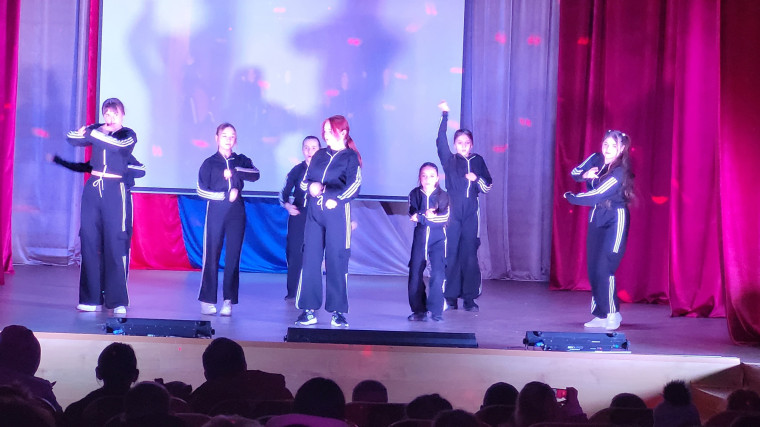 В районном Доме культуры состоялась презентация детских кружков. В районном Доме культуры состоялась презентация детских кружков.