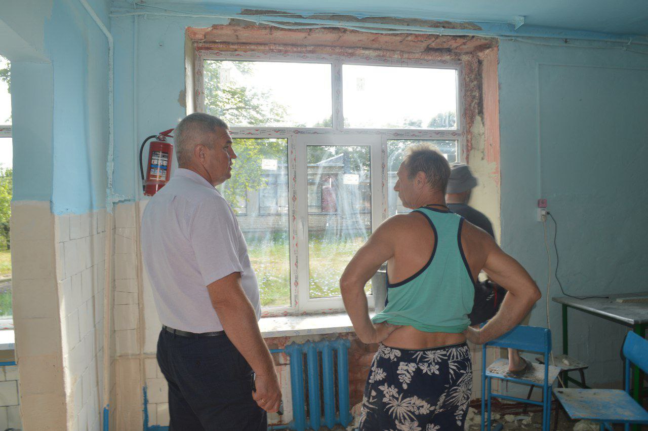 В районе  продолжается ремонт школ.