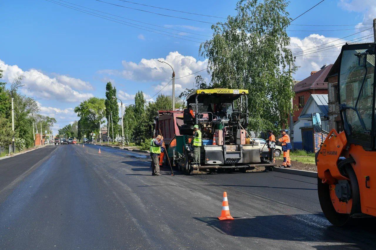 Поздравление Губернатора Саратовской области Р.В. Бусаргина с  днем работников дорожного хозяйства.